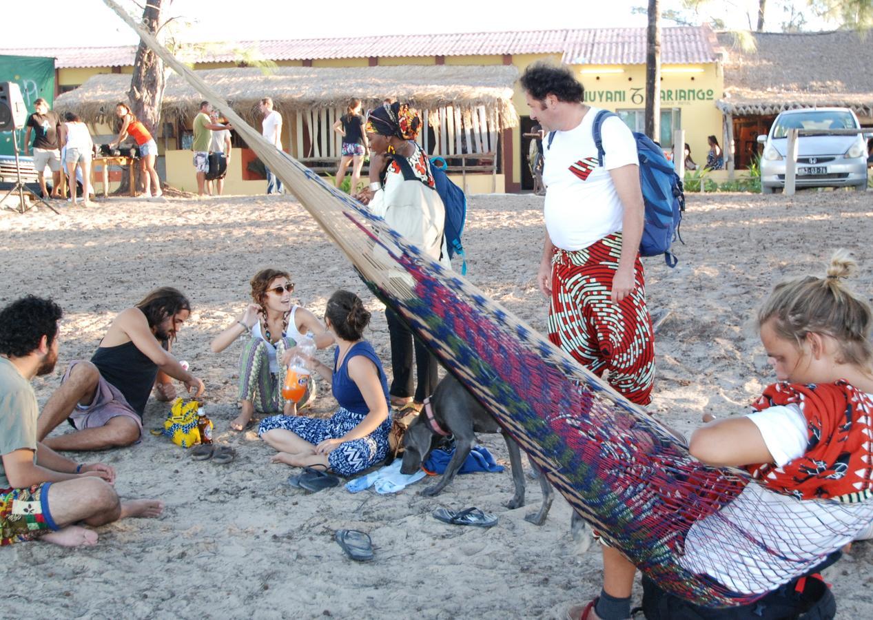 Praia do Tofo Pariango Beach Motel מראה חיצוני תמונה