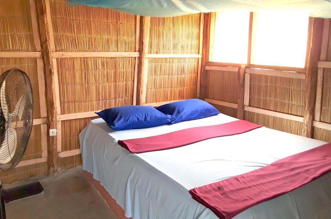 Praia do Tofo Pariango Beach Motel מראה חיצוני תמונה